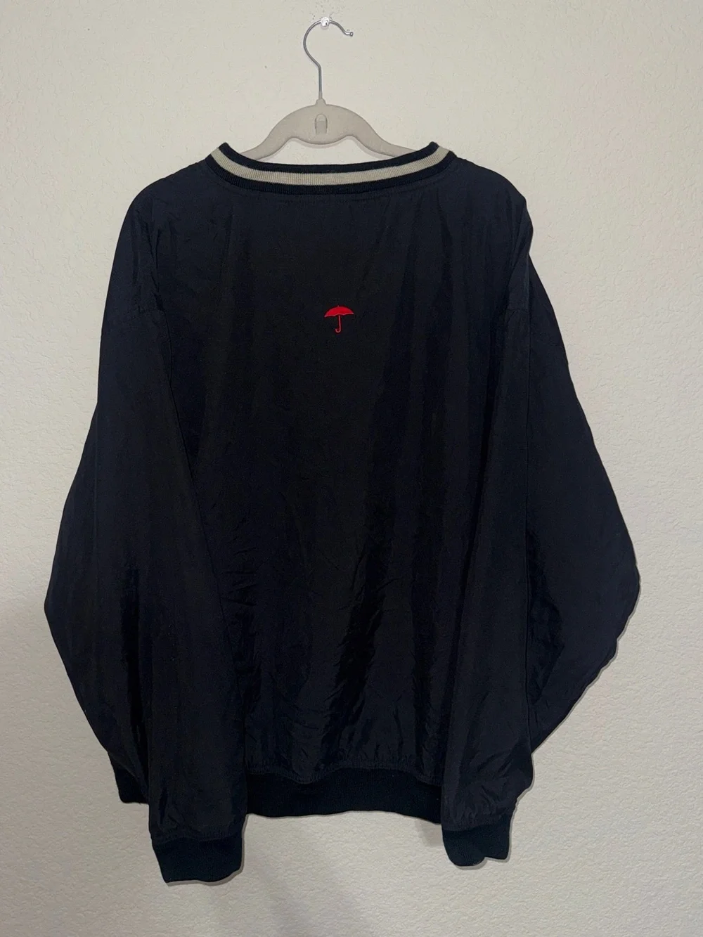 Vintage Harvard Square Black V-Neck Pullover Windshirt Jacket Size L